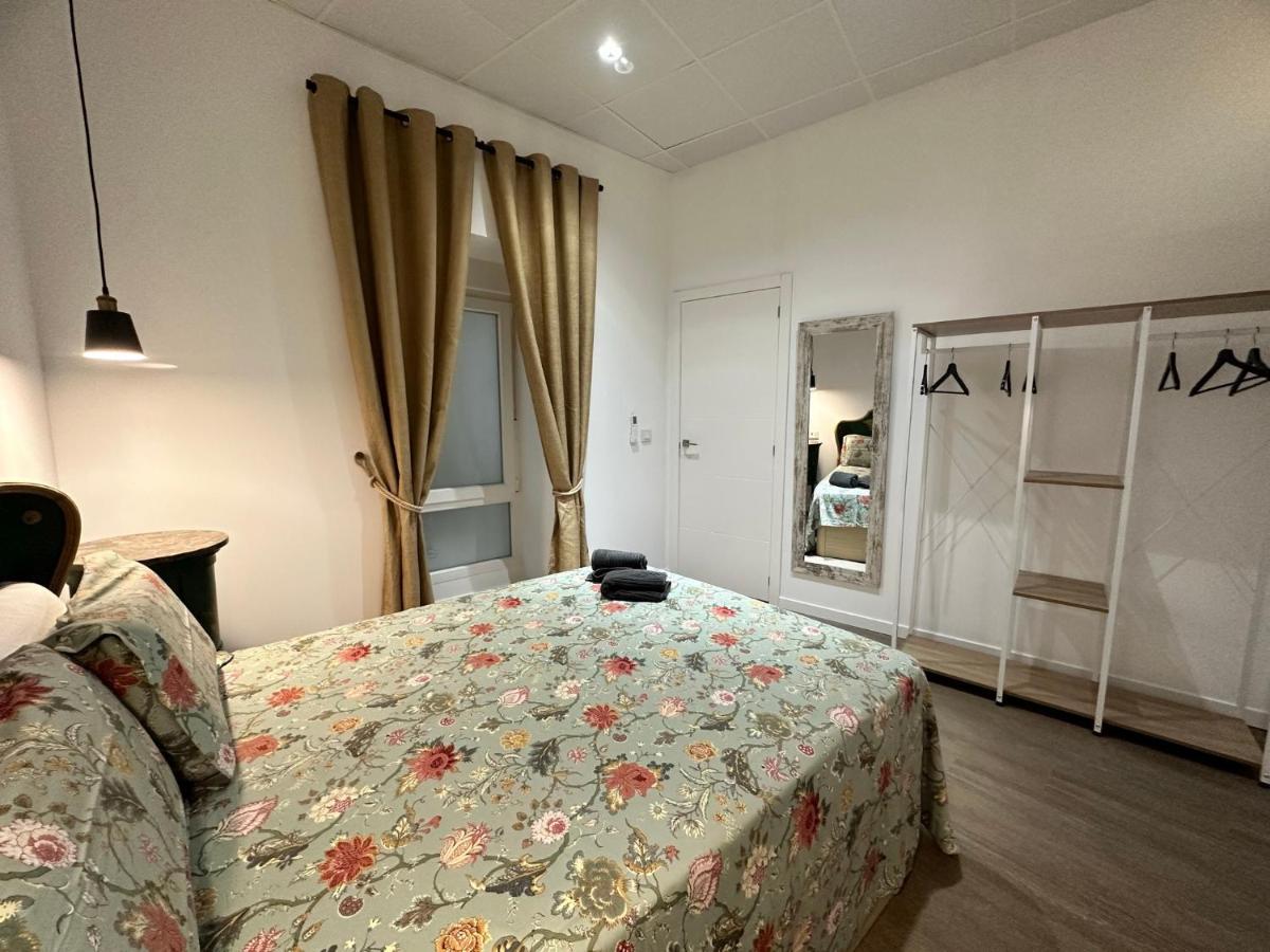 Apartamento Nebro Sol カディス エクステリア 写真
